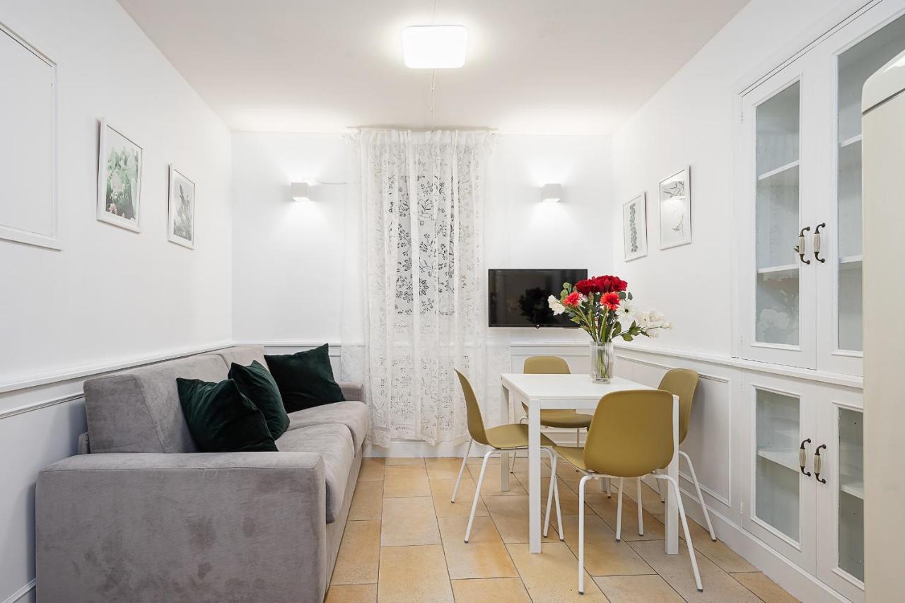 Hemeras Boutique Homes - Design Flat In The City Center Милан Экстерьер фото